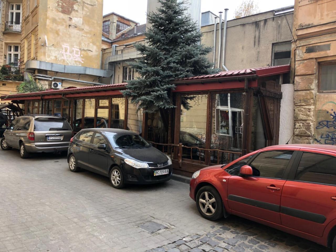 Apartment On Mikhalcuk Lviv Eksteriør bilde